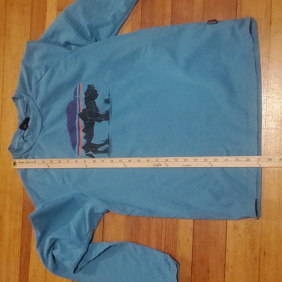 Patagonia Fitz Roy Bison Lightweight Crew Sweatshirt in Mako Blue. Men's Medium - Picture 11 of 13